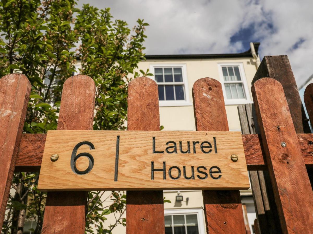 Villa Laurel House Whitby Esterno foto