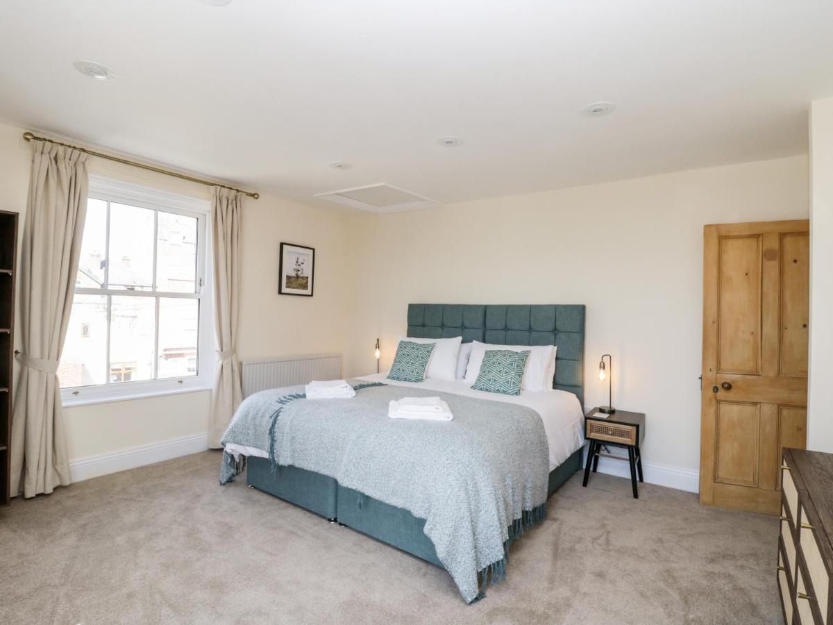 Villa Laurel House Whitby Esterno foto