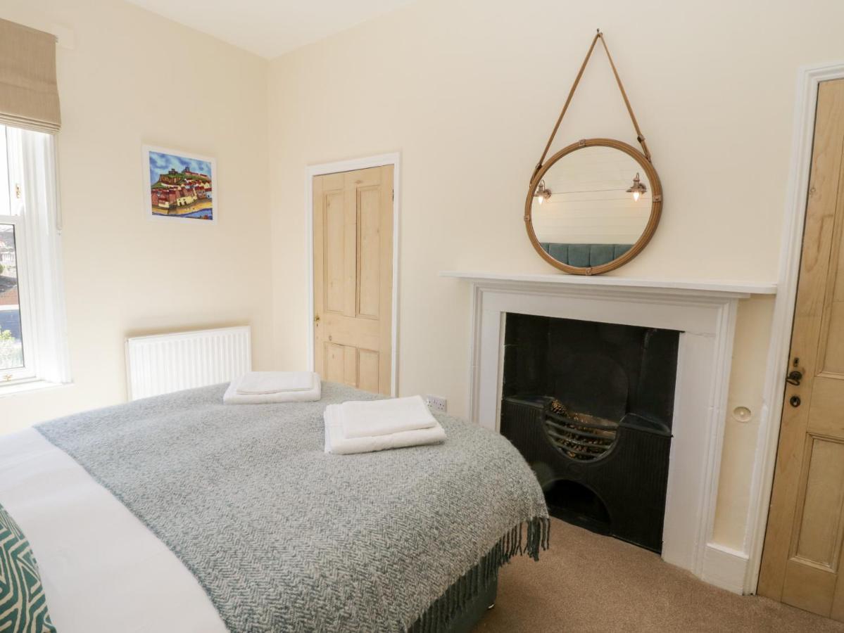 Villa Laurel House Whitby Esterno foto
